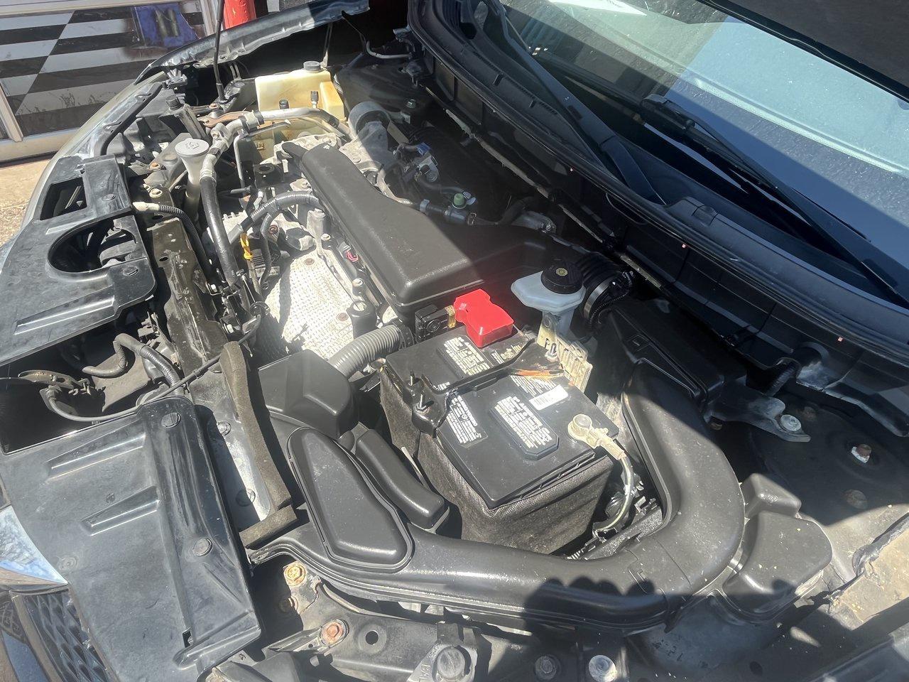 2016 Nissan Rogue SV Photo