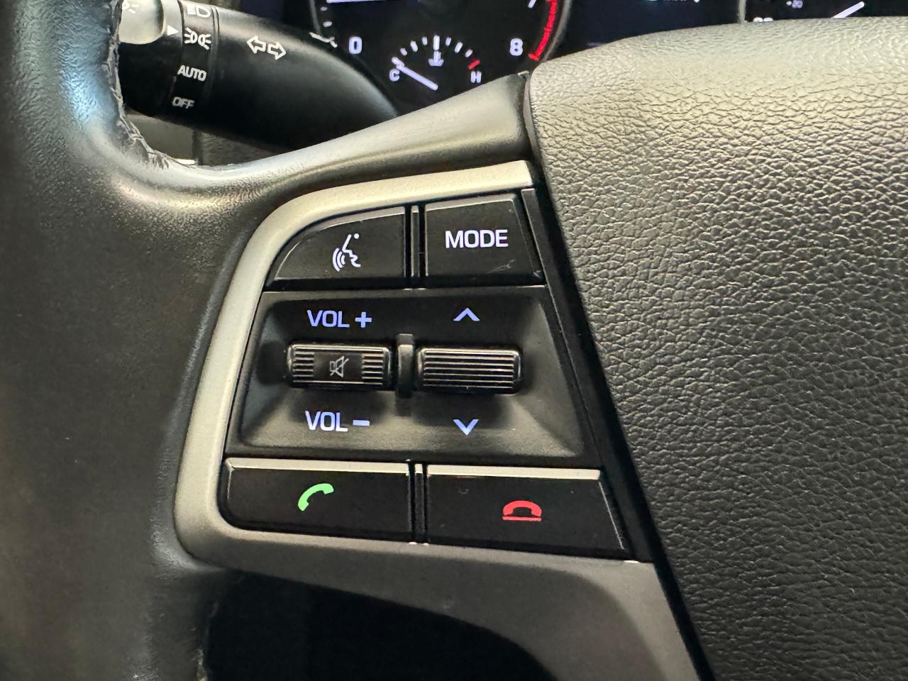 2017 Hyundai Elantra GL+ApplePlay+Camera+Blind Spot+CLEAN CARFAX Photo107