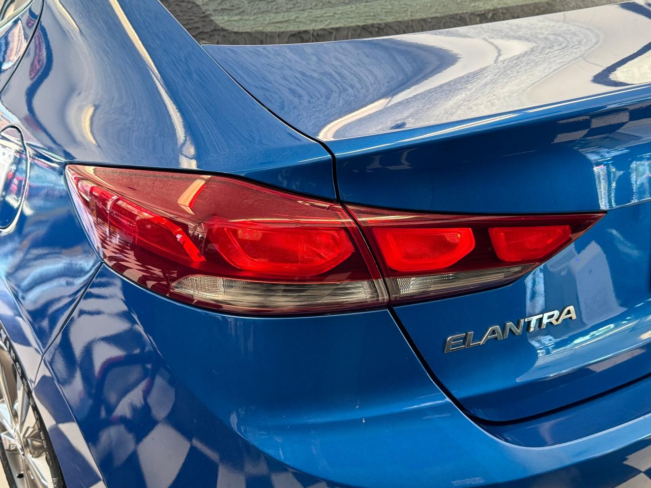2017 Hyundai Elantra GL+ApplePlay+Camera+Blind Spot+CLEAN CARFAX Photo60
