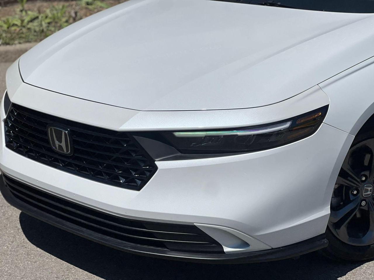 2023 Honda Accord EX Photo4