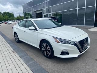 Used 2019 Nissan Altima 2.5 SV AWD - CAR PLAY! BACK-UP CAM! BSM! SUNROOF! for sale in Kitchener, ON