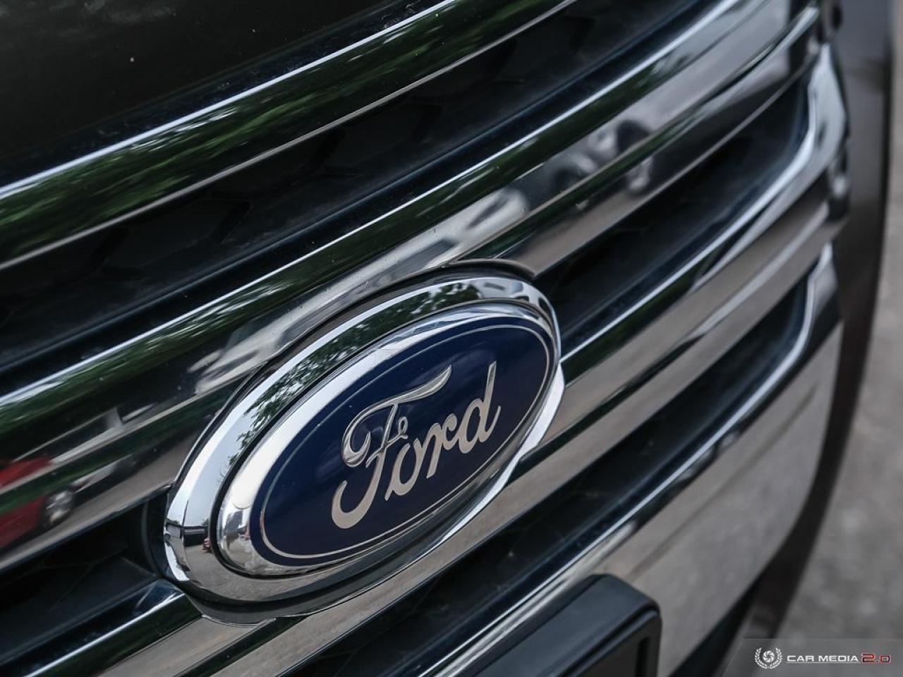 2011 Ford Edge SEL AWD Photo