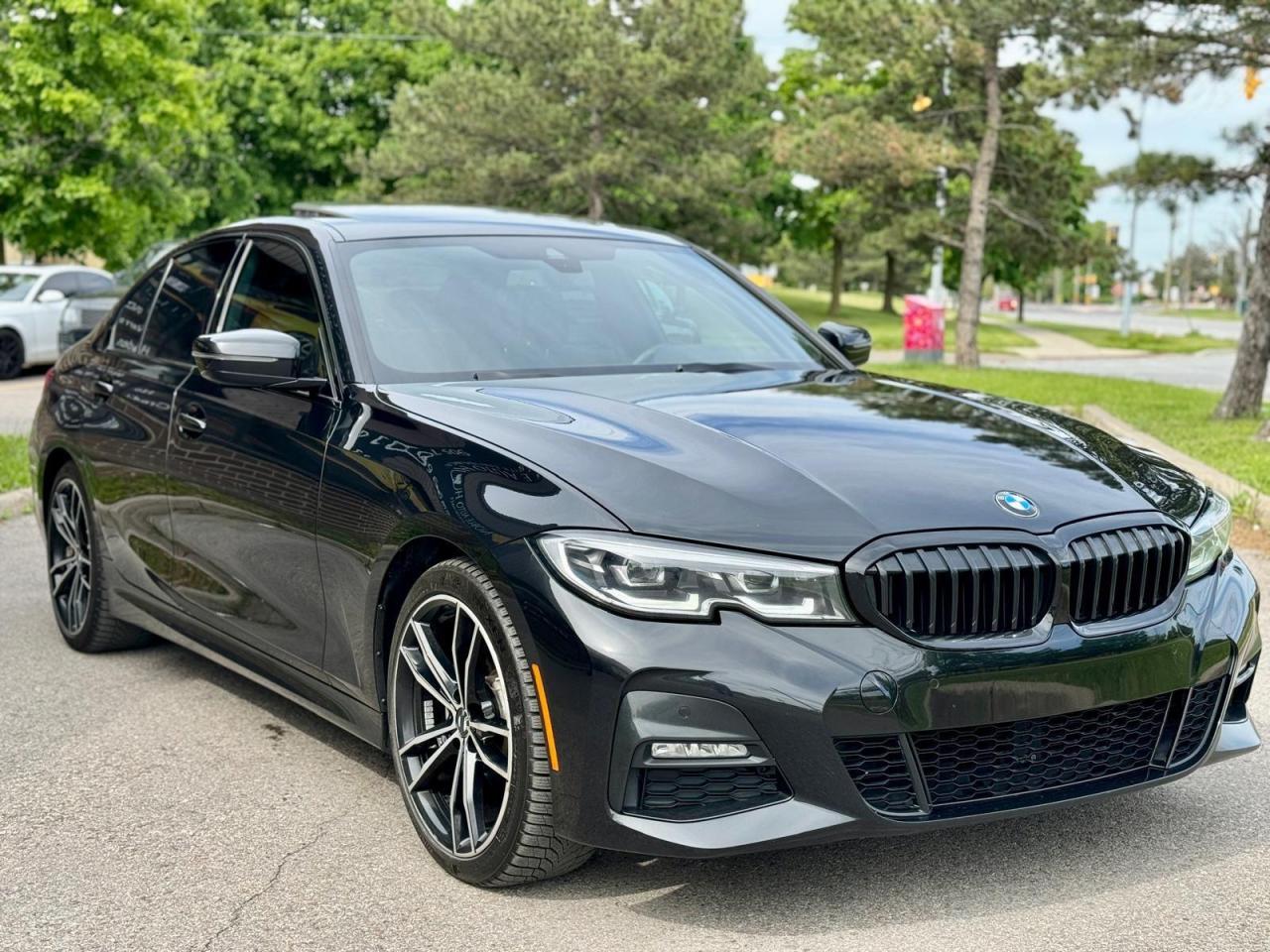 2022 BMW 3 Series M-SPORT PACKAGE Photo3
