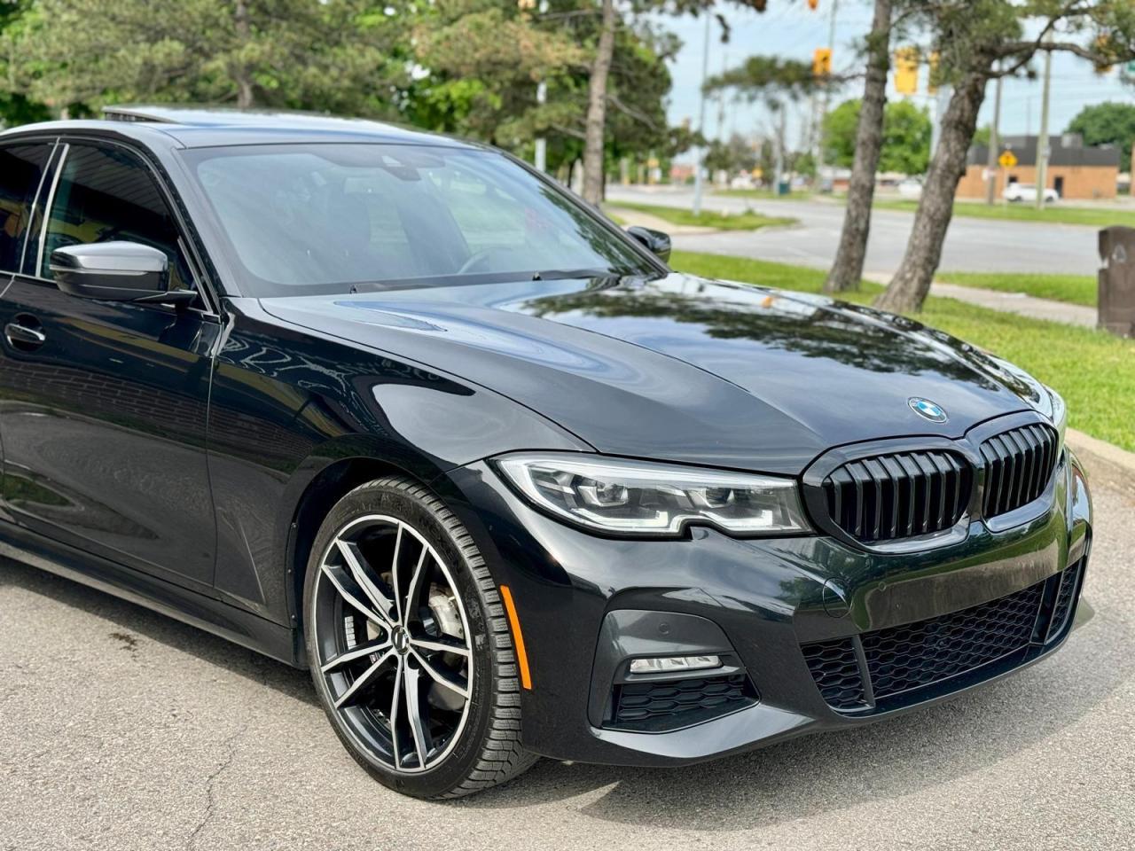 2022 BMW 3 Series M-SPORT PACKAGE Photo4