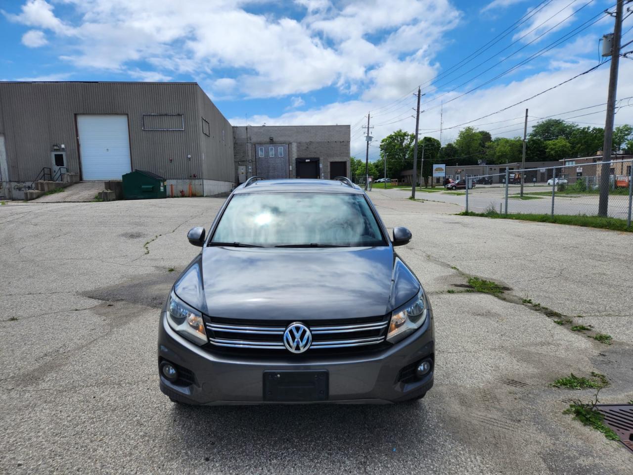 2012 Volkswagen Tiguan 4dr Highline - Photo #2