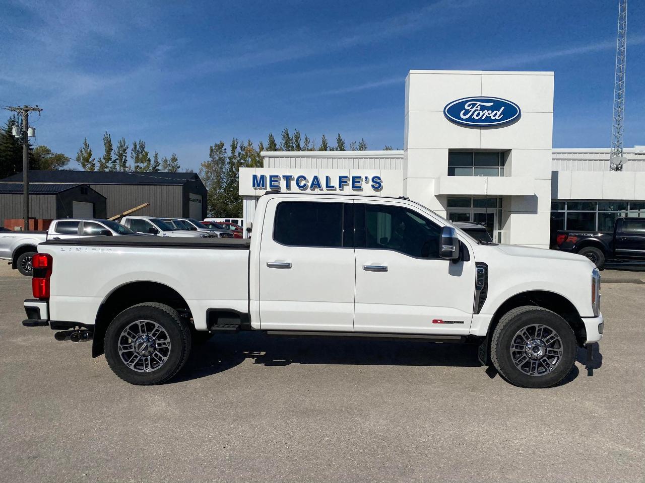 New 2024 Ford F-250 Super Duty SRW LIMITED 4WD CREW CAB 6.75' BOX for sale in Treherne, MB