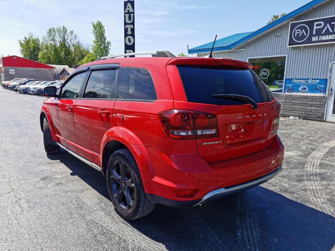 2018 Dodge Journey Crossroad FWD - Photo #3