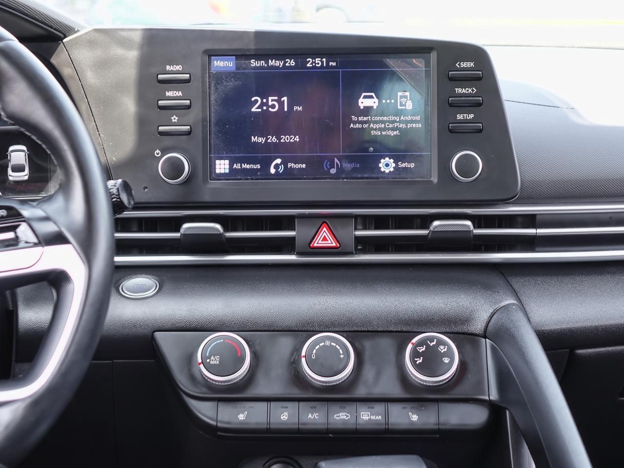 2022 Hyundai Elantra Preferred IVT Photo