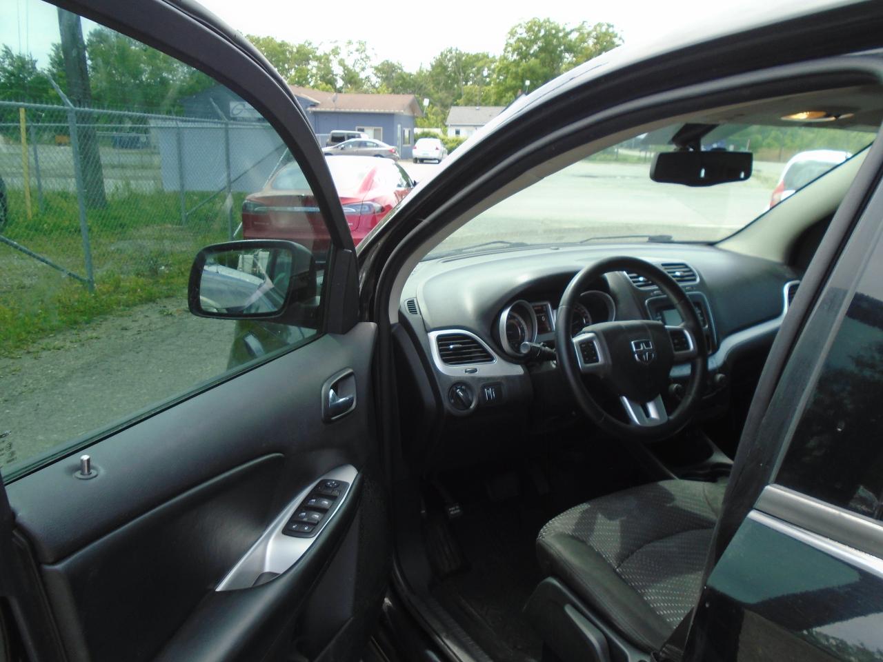 2016 Dodge Journey FWD 4dr Canada Value Pkg - Photo #9