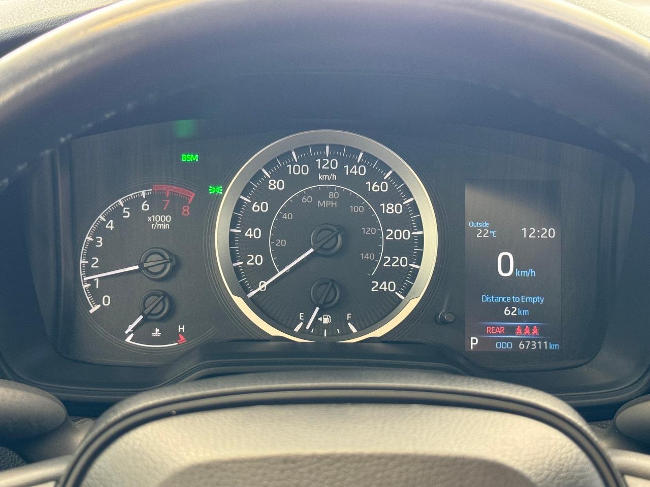 2020 Toyota Corolla LE+Roof+Wireless Charger+New Tires+CLEAN CARFAX - Photo #18