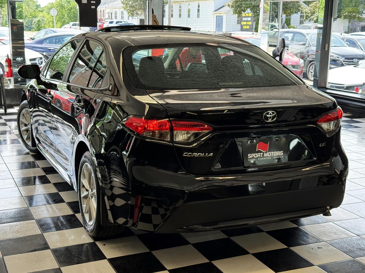 2020 Toyota Corolla LE+Roof+Wireless Charger+New Tires+CLEAN CARFAX - Photo #15