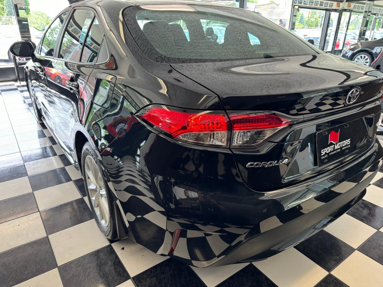 2020 Toyota Corolla LE+Roof+Wireless Charger+New Tires+CLEAN CARFAX - Photo #41