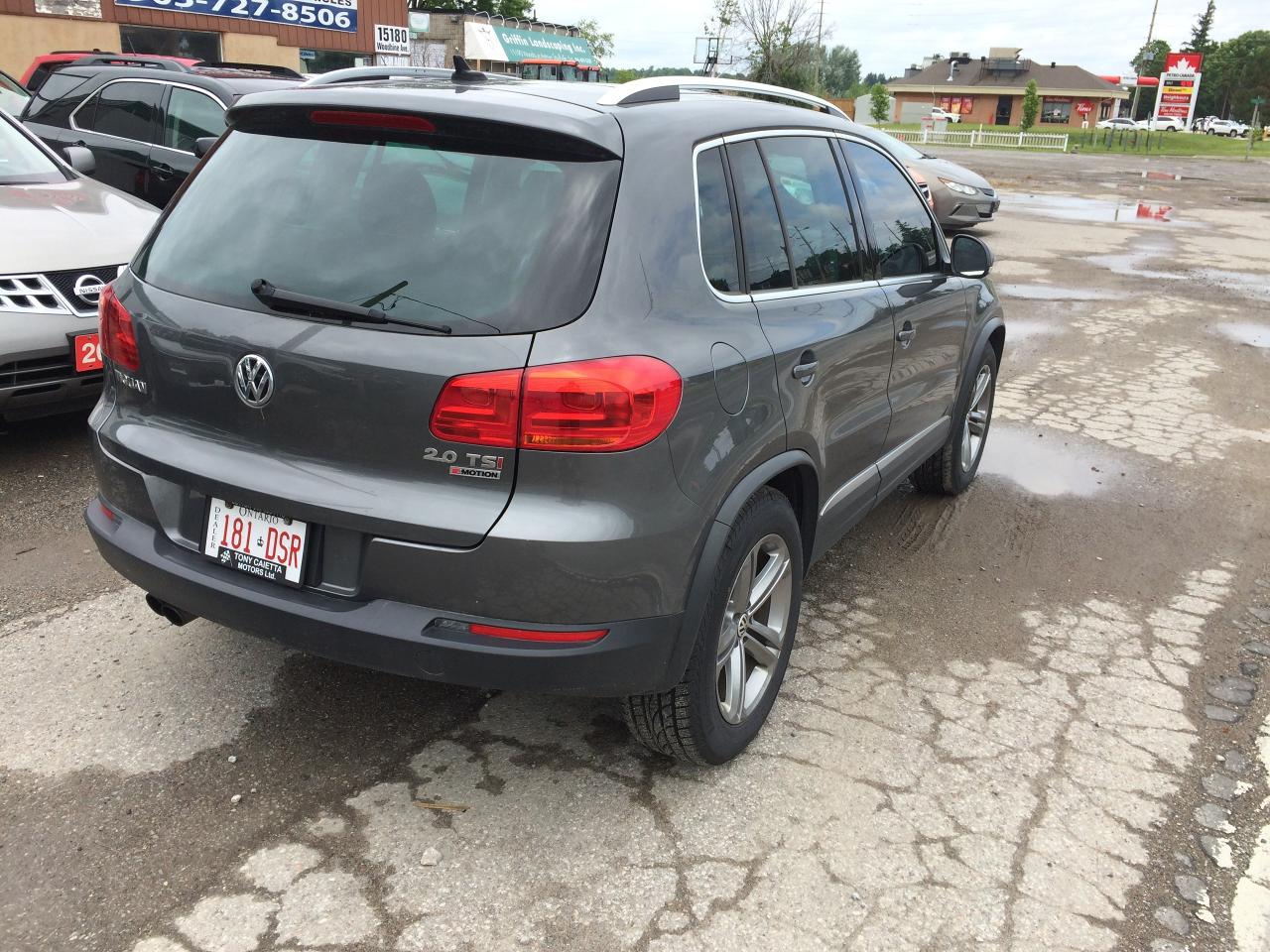 2017 Volkswagen Tiguan Highline - Photo #2