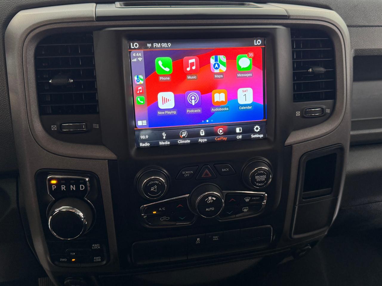 2019 RAM 1500 Classic Express 4x4 Quad 6'4 V6+New Tires+Brakes+ApplePlay - Photo #10