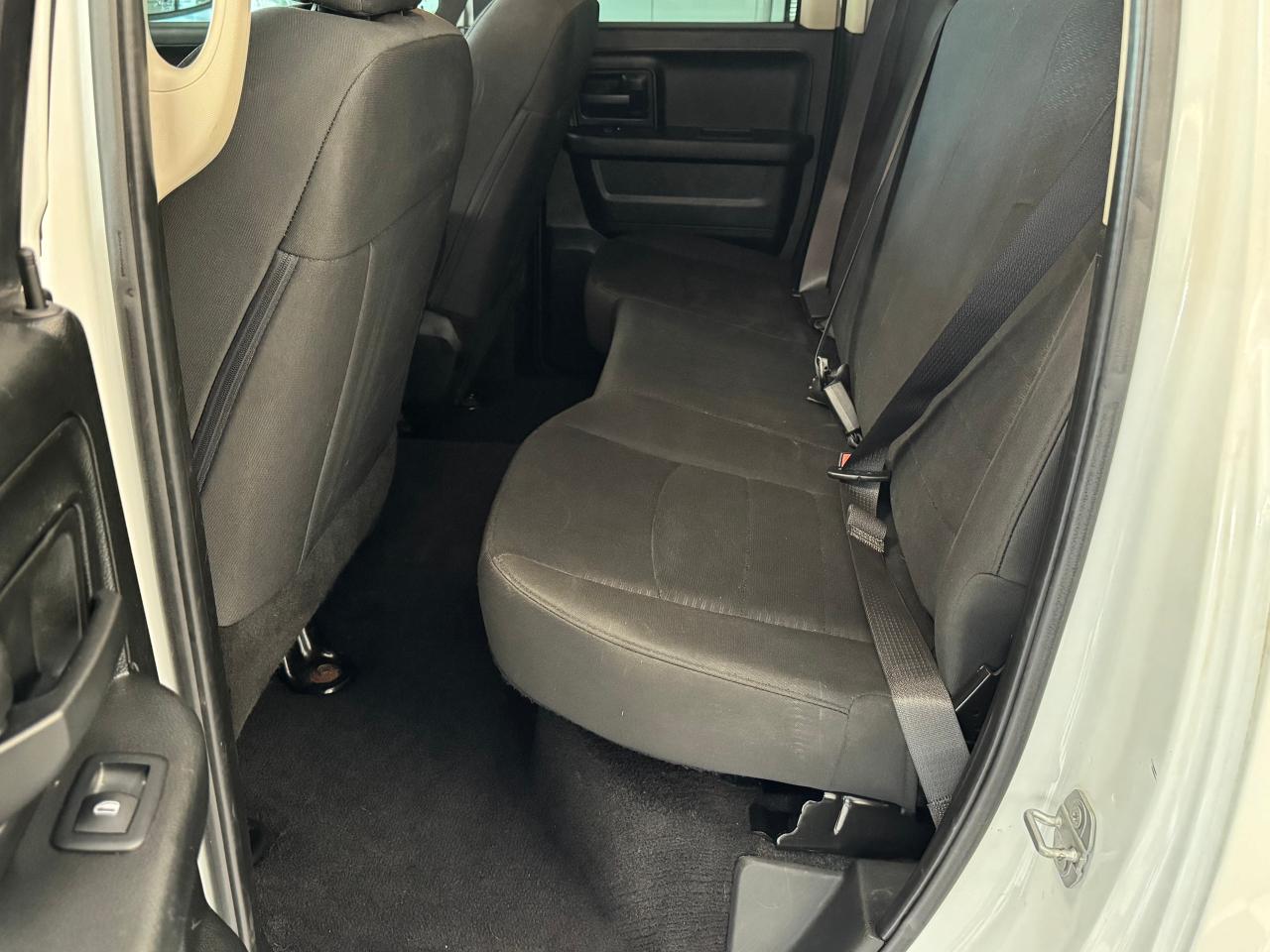 2019 RAM 1500 Classic Express 4x4 Quad 6'4 V6+New Tires+Brakes+ApplePlay - Photo #22