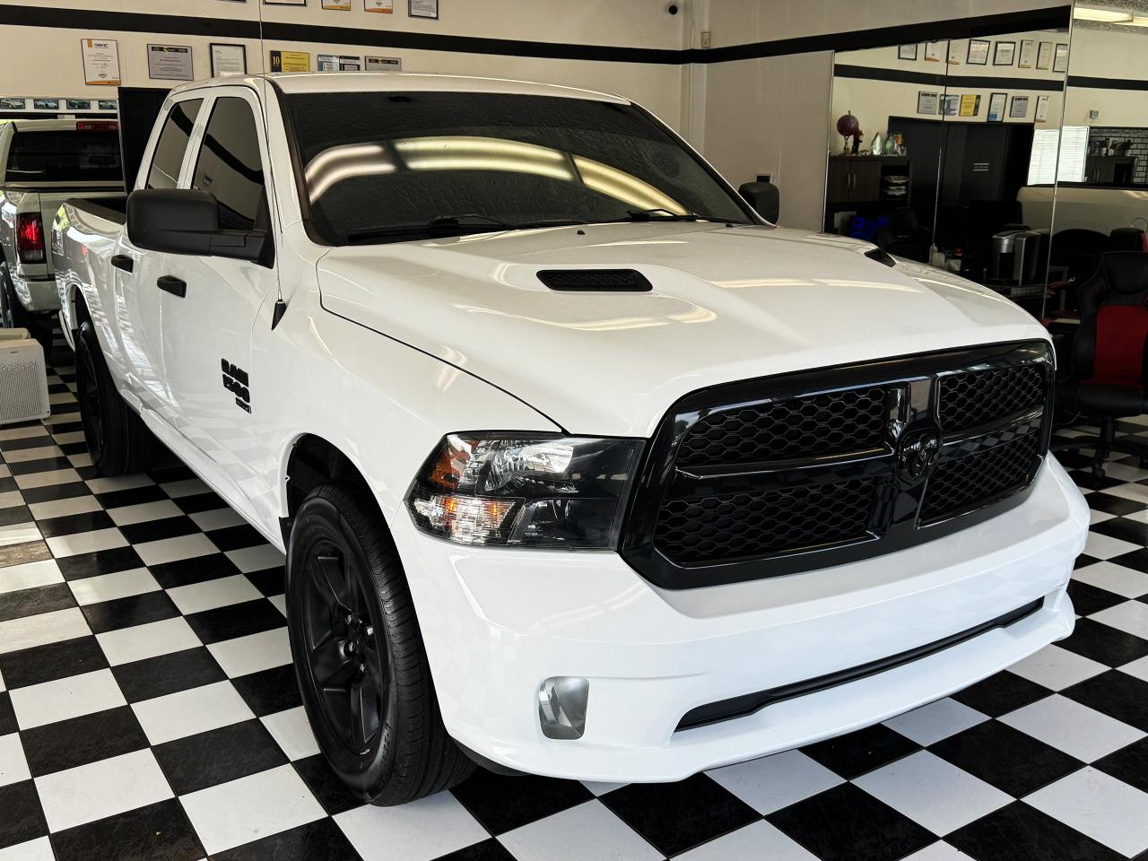 2019 RAM 1500 Classic Express 4x4 Quad 6'4 V6+New Tires+Brakes+ApplePlay - Photo #5