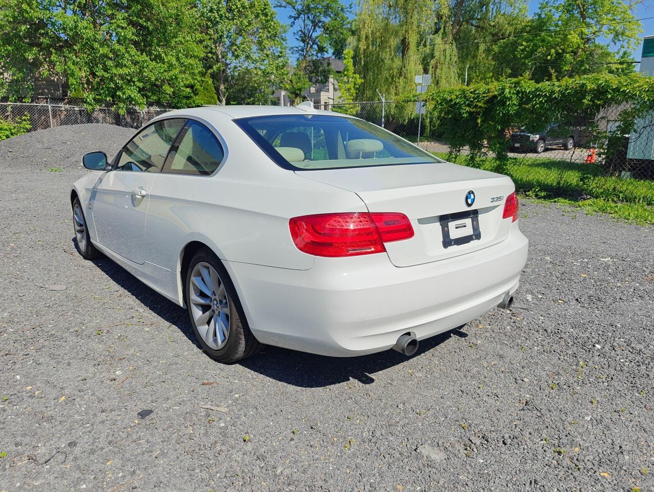 2011 BMW 3 Series 2dr Cpe 335i xDrive AWD • No Accidents! - Photo #7