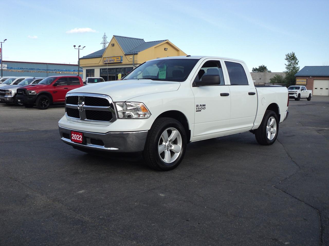 Used 2022 RAM 1500 Classic SLT CrewCab 4x4 3.6L6cylGas  5'7