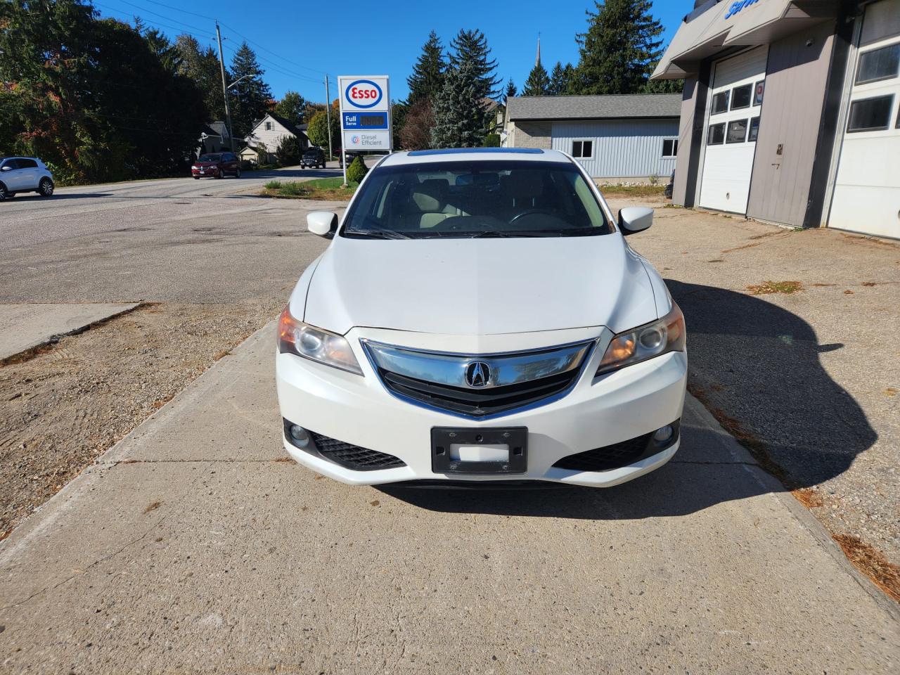 2013 Acura ILX 4dr Sdn Tech Pkg