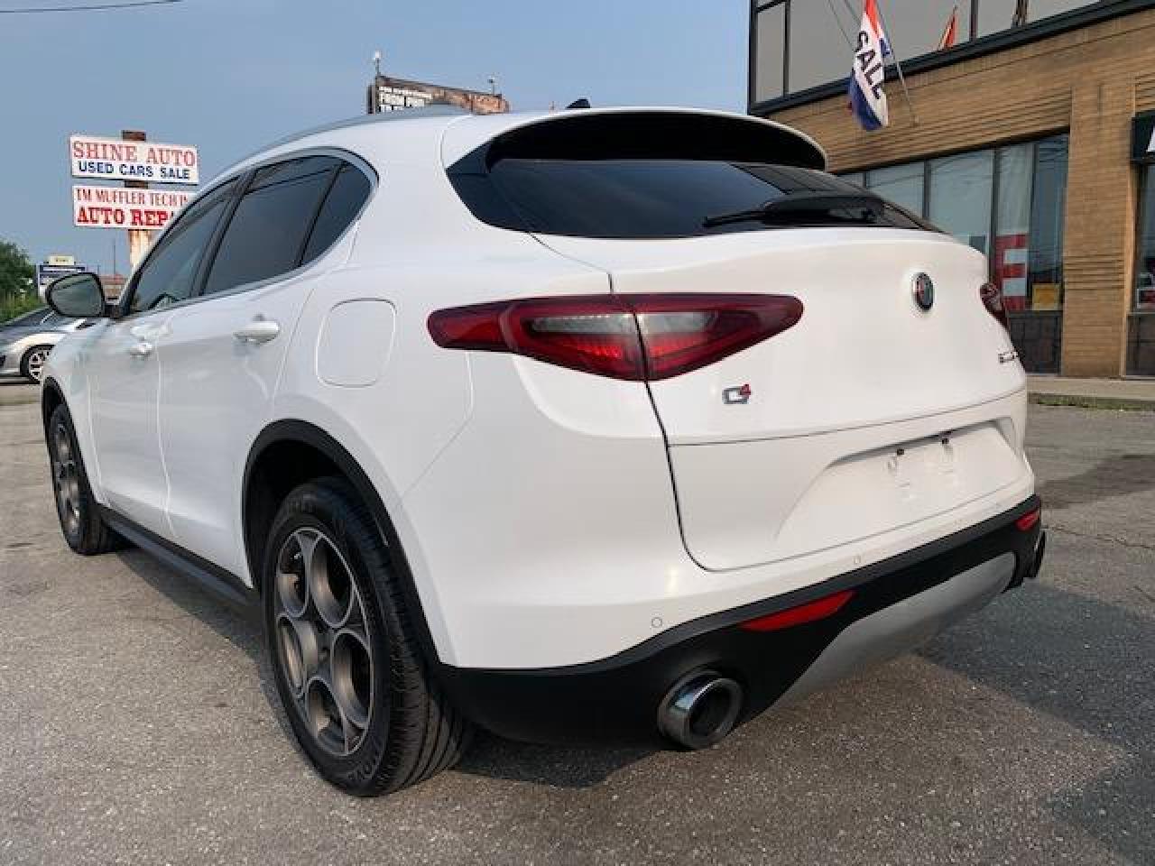 2018 Alfa Romeo Stelvio TI - Photo #6