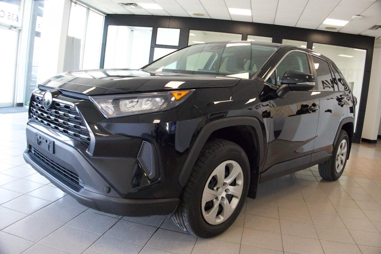 2022 Toyota RAV4 LE - Photo #7