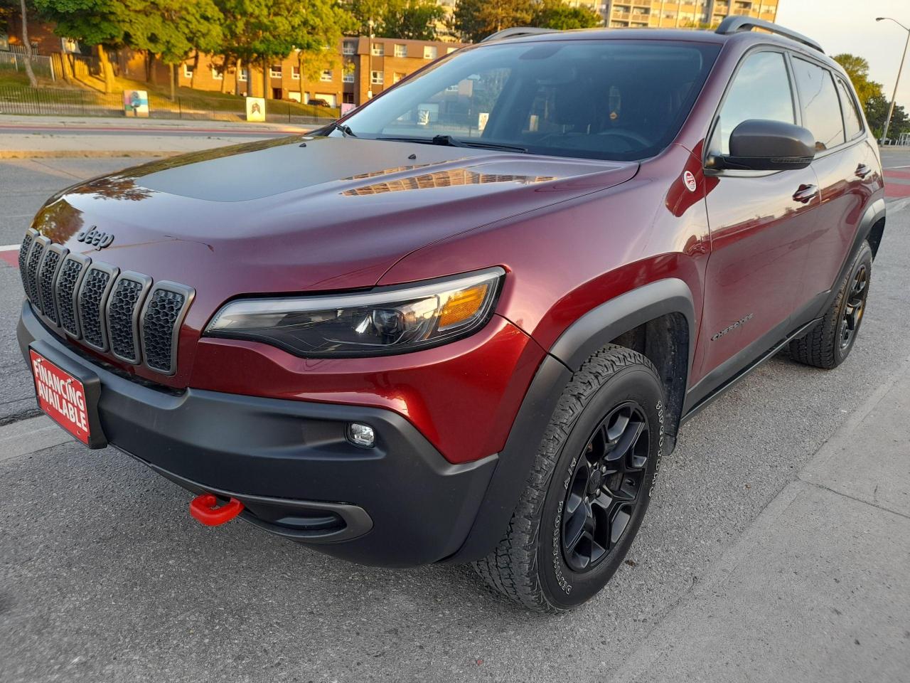 2019 Jeep Cherokee Trailhawk 4X4-NAVI-LEATHER-BK CAM-ROOF-BLUETOOTH Photo2