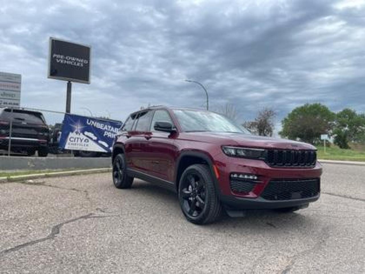 2024 Jeep Grand Cherokee Limited Black Appearance Luxury Tech Group!! #38 Photo