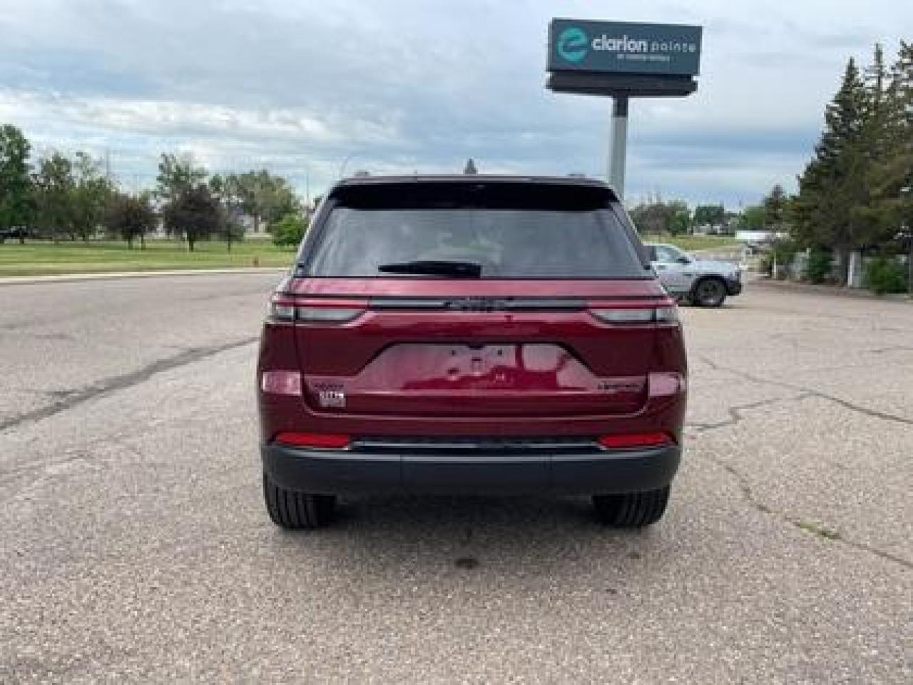 2024 Jeep Grand Cherokee Limited Black Appearance Luxury Tech Group!! #38 Photo