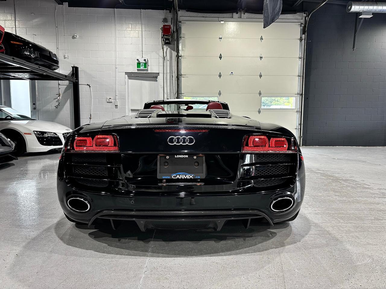 2011 Audi R8 V10 Spyder Gated-Manual - Photo #6