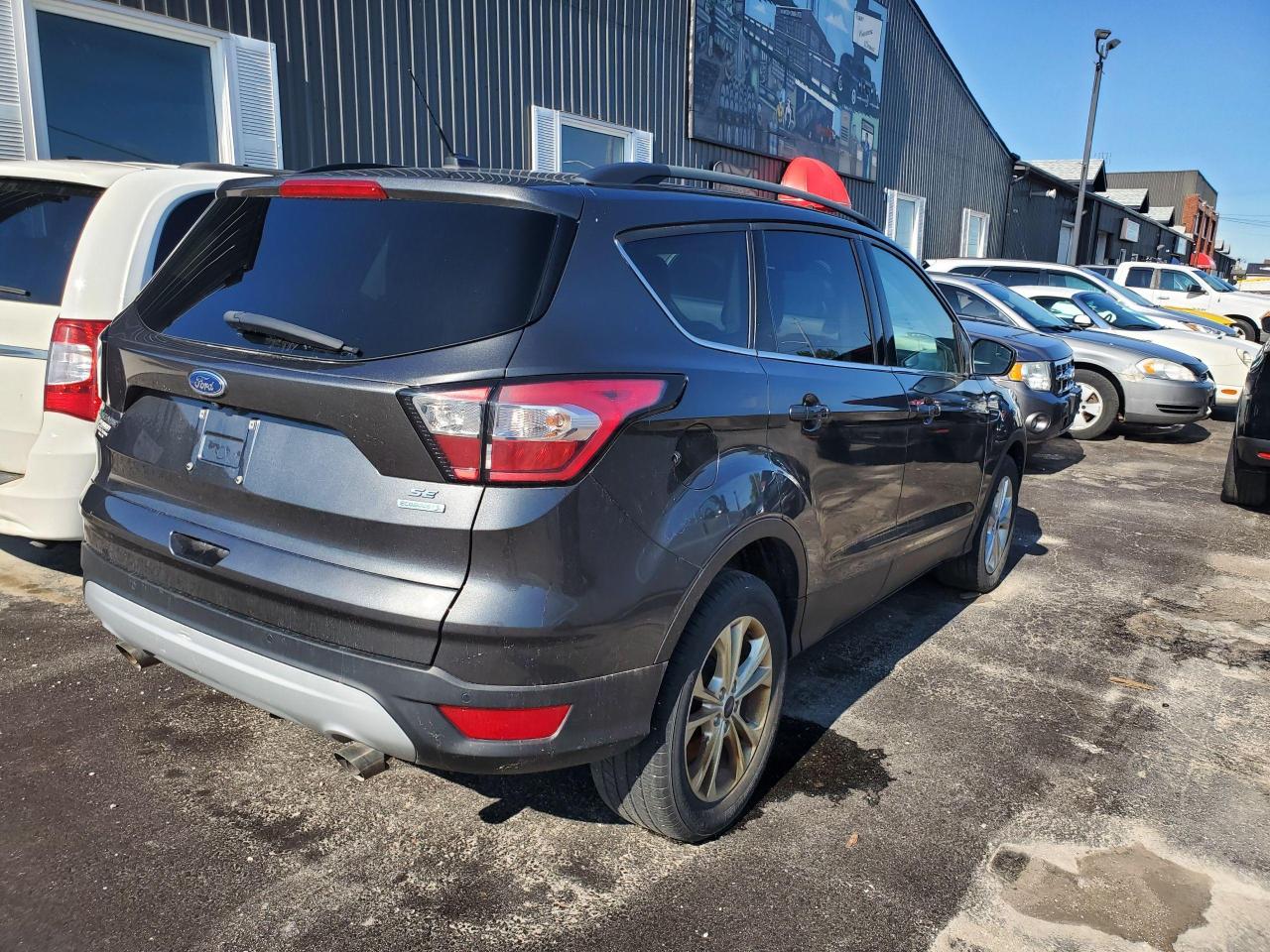 2018 Ford Escape SE FWD-"SOLD AS IS UNFIT" NO SAFETY--READ AD BELOW - Photo #3