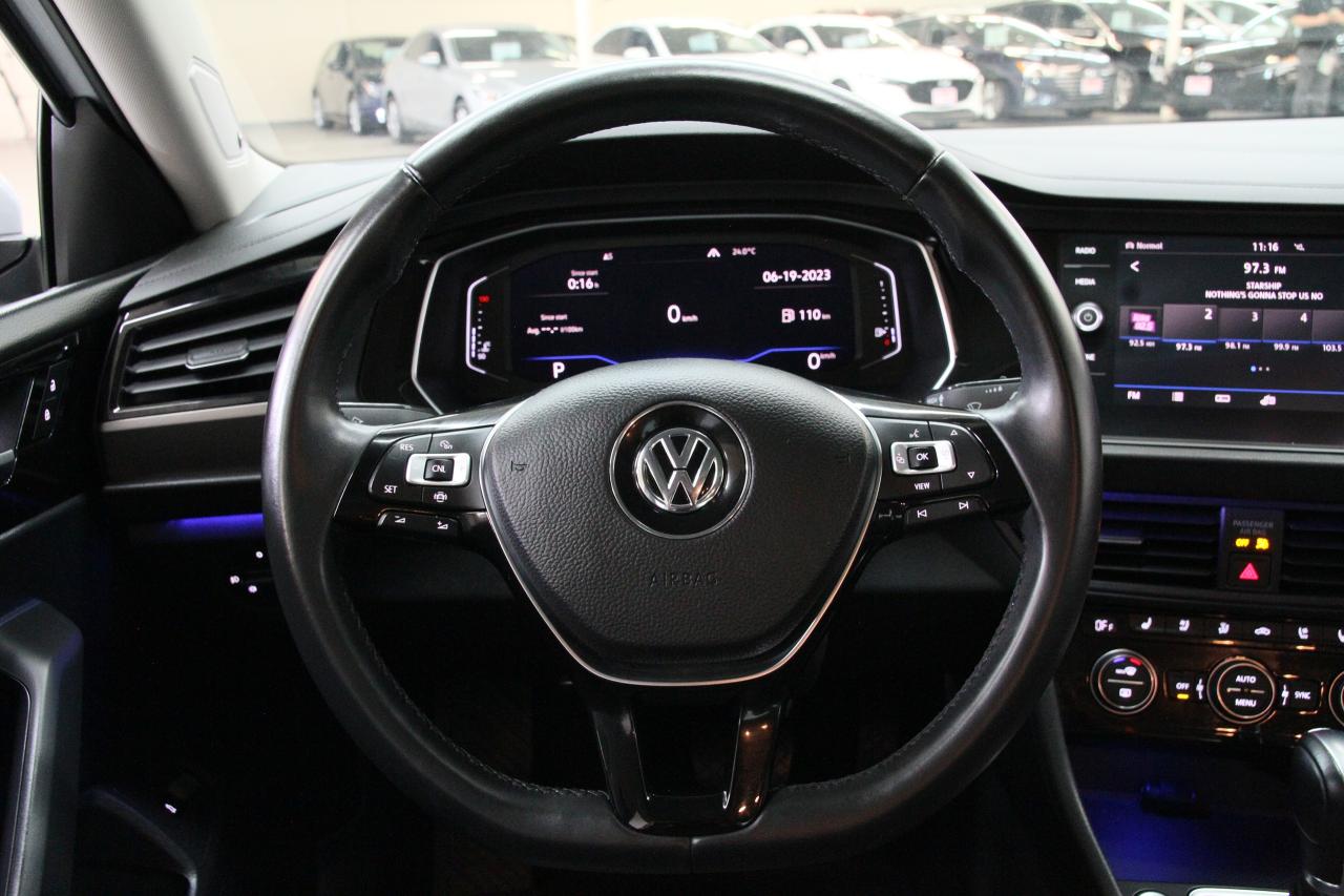 2021 Volkswagen Jetta EXECLINE | Nav | Leather | Pano roof | CarPlay