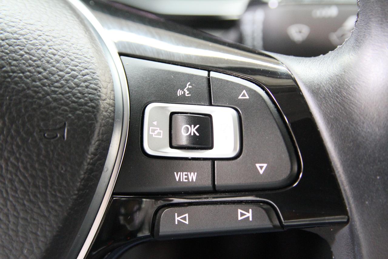 2021 Volkswagen Jetta EXECLINE | Nav | Leather | Pano roof | CarPlay