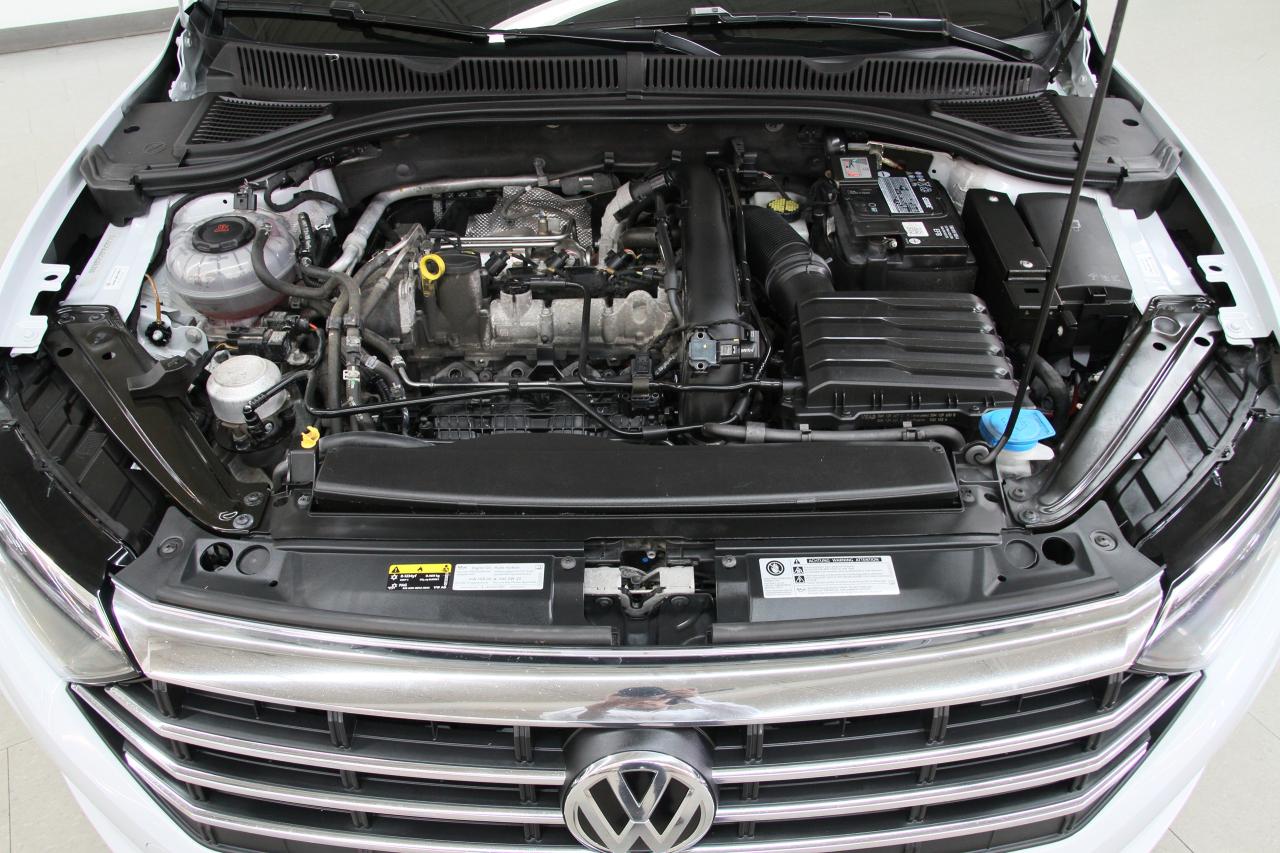 2021 Volkswagen Jetta EXECLINE | Nav | Leather | Pano roof | CarPlay