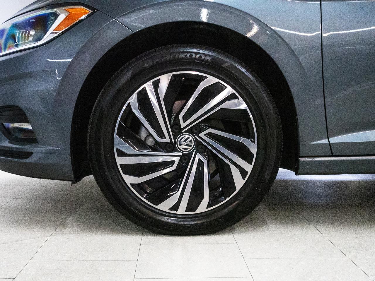 2021 Volkswagen Jetta EXECLINE | Nav | Leather | Pano roof | CarPlay