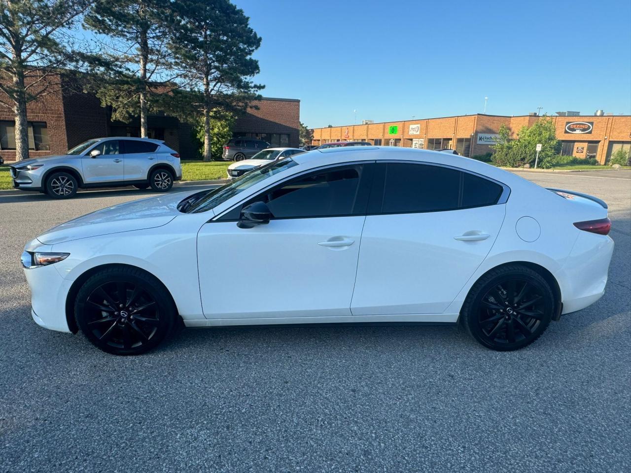 2024 Mazda MAZDA3 GT w/Turbo Photo4