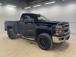 Used 2014 Chevrolet Silverado 1500 4WD Reg Cab Standard Box Work Truck w/1WT for sale in Guelph, ON