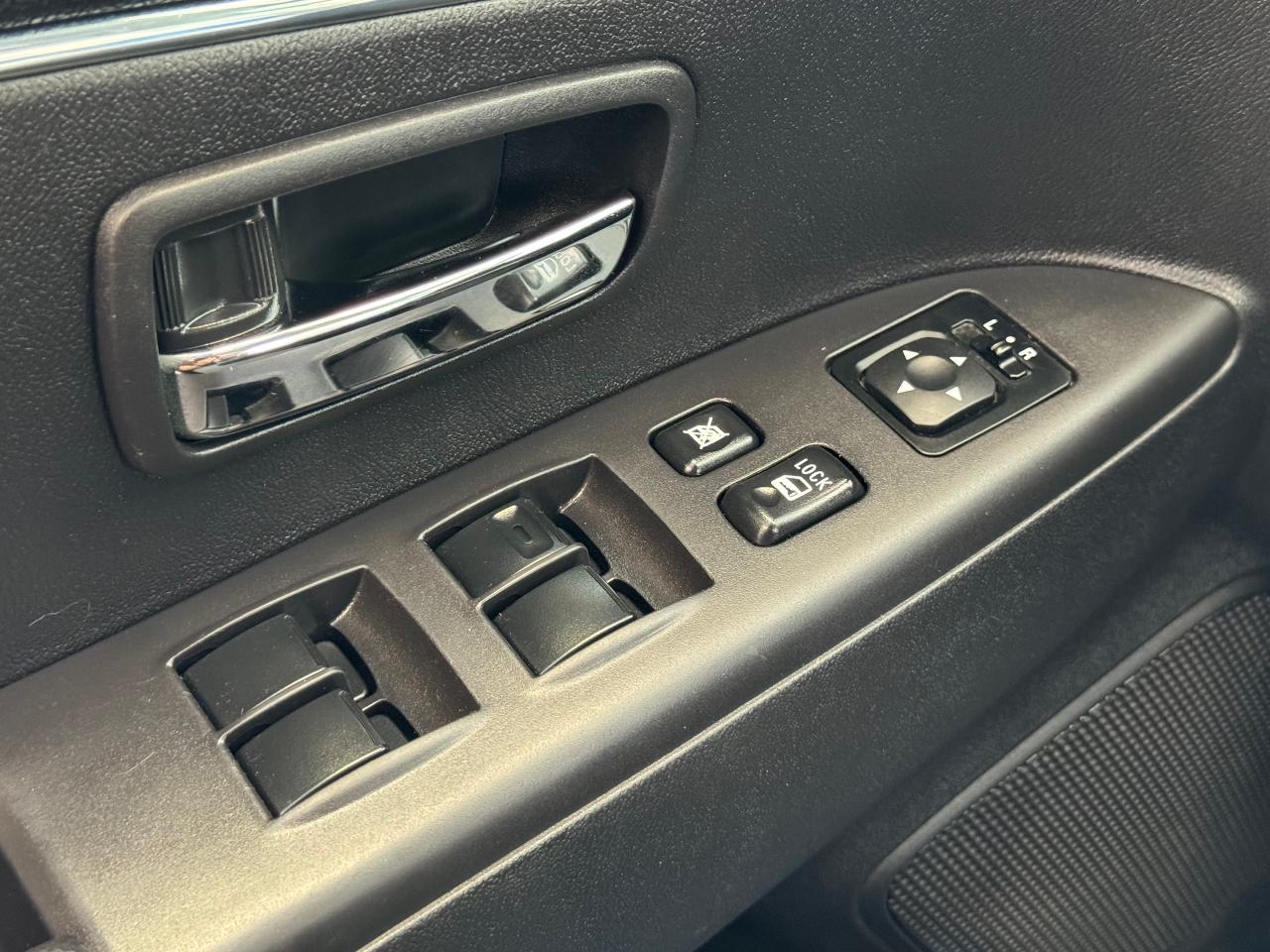 2015 Mitsubishi RVR SE+Heated Seats+New Tires+CLEAN CARFAX - Photo #36