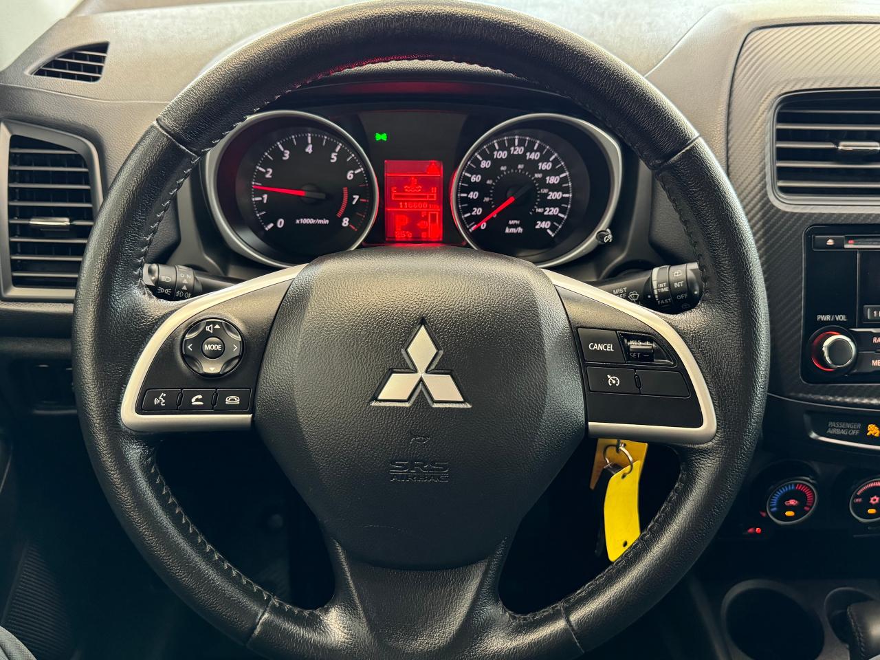 2015 Mitsubishi RVR SE+Heated Seats+New Tires+CLEAN CARFAX - Photo #9
