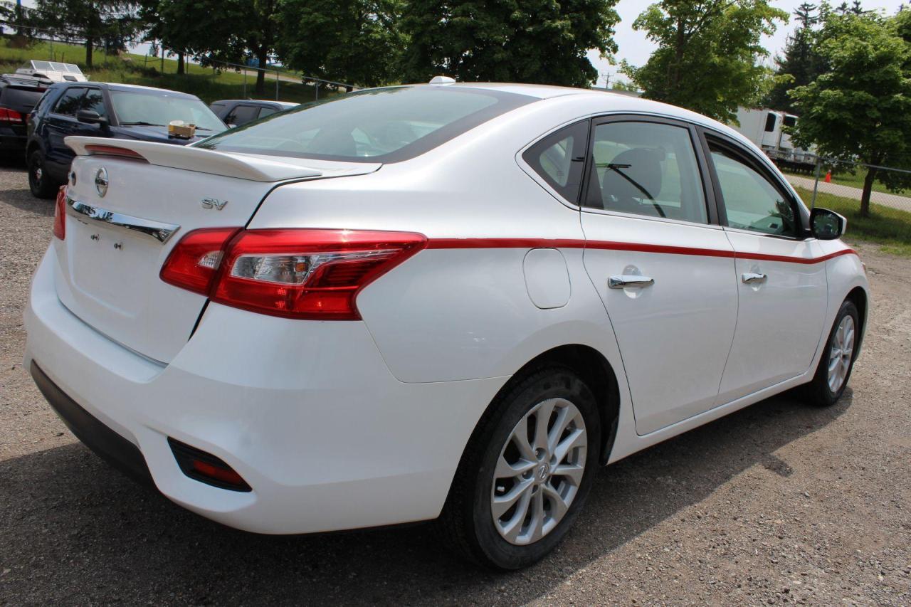 2017 Nissan Sentra  Photo2