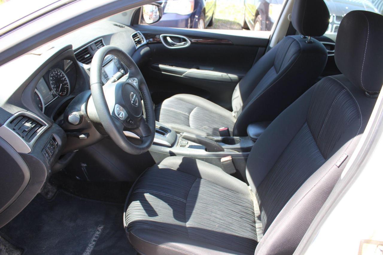 2017 Nissan Sentra  Photo4
