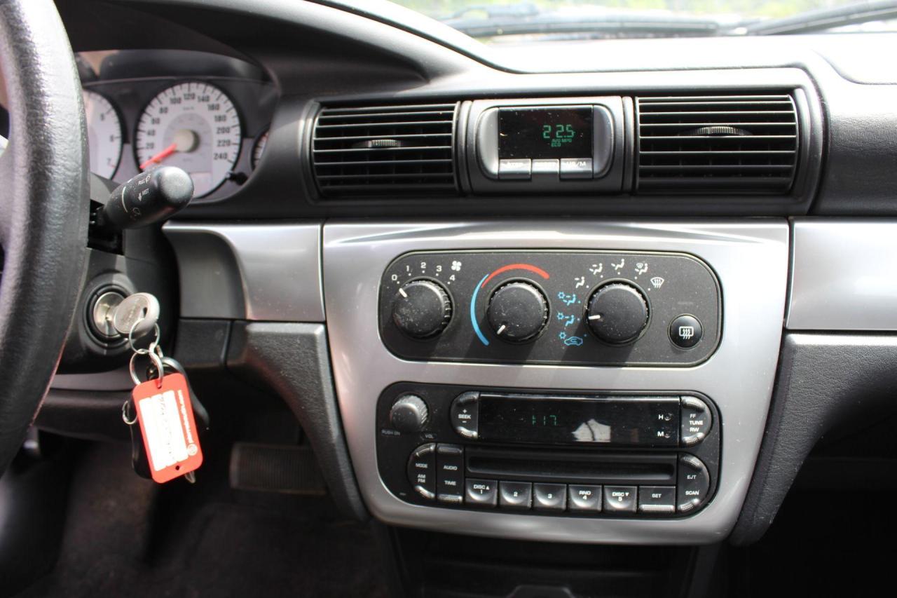 2006 Chrysler Sebring  Photo