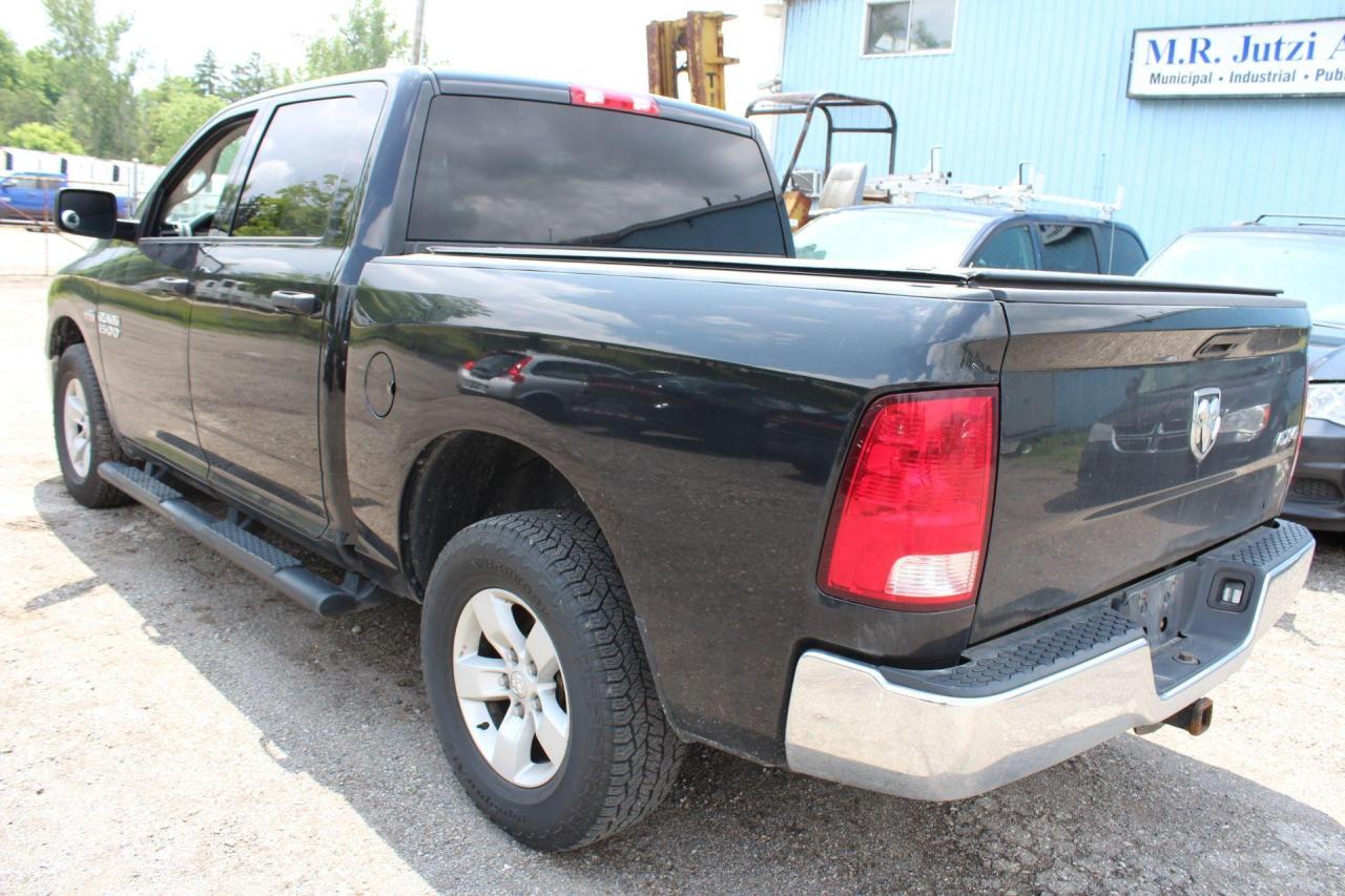 2017 RAM 1500  Photo3