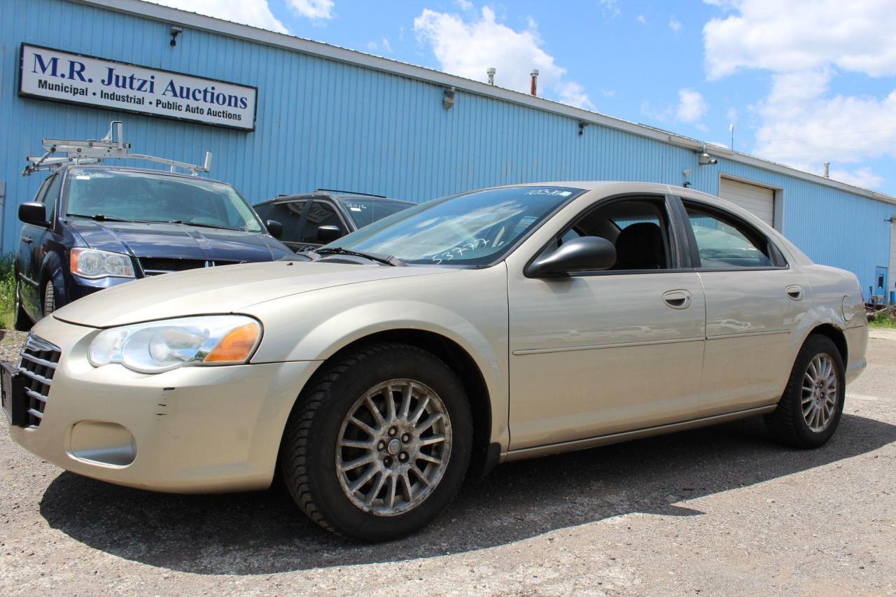 Used 2005 Chrysler Sebring  for sale in Breslau, ON
