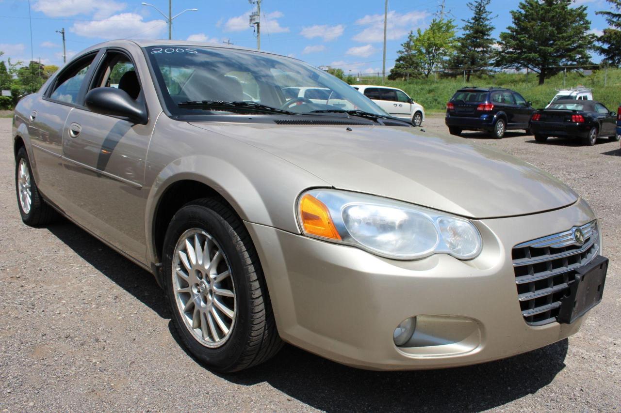 2005 Chrysler Sebring  Photo