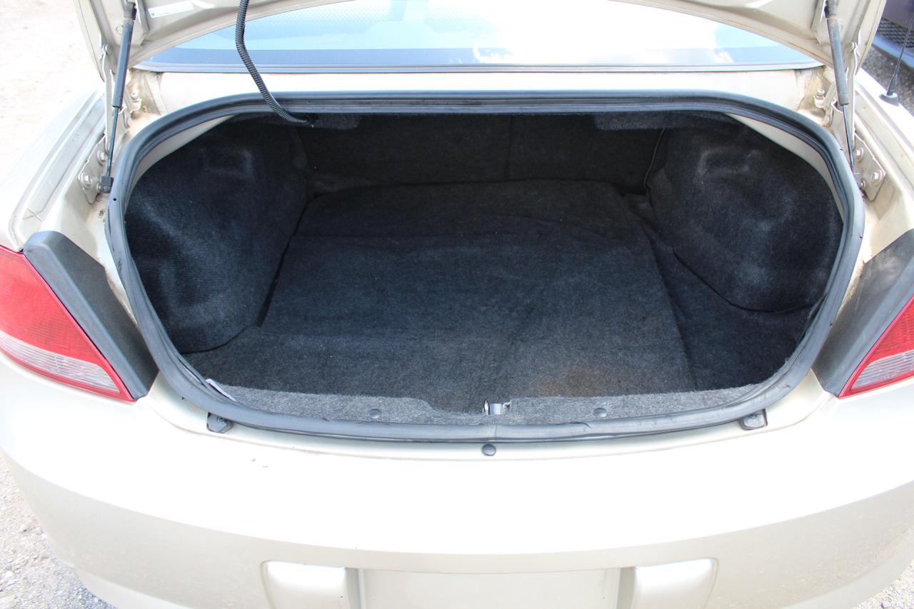 2005 Chrysler Sebring  Photo