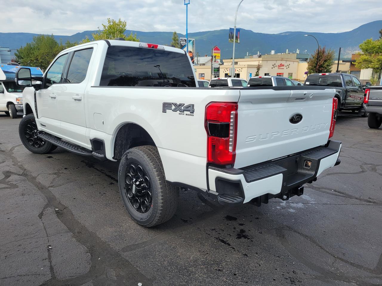 2024 Ford F-250 Super Duty SRW XLT Photo4