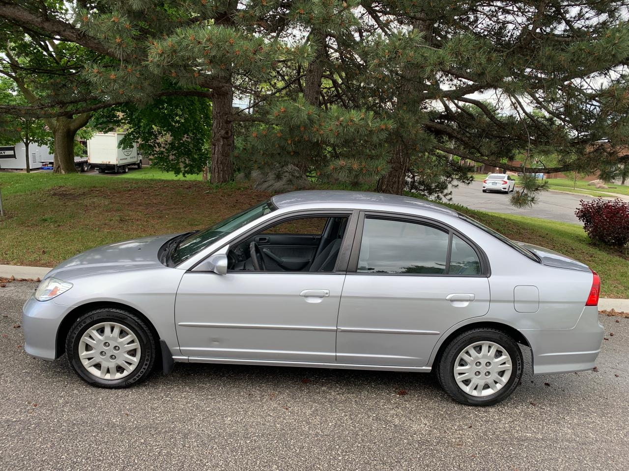 2004 Honda Civic LX-YES,....ONLY 86,422KMS!! 1 LOCAL SENIOR OWNER! - Photo #3