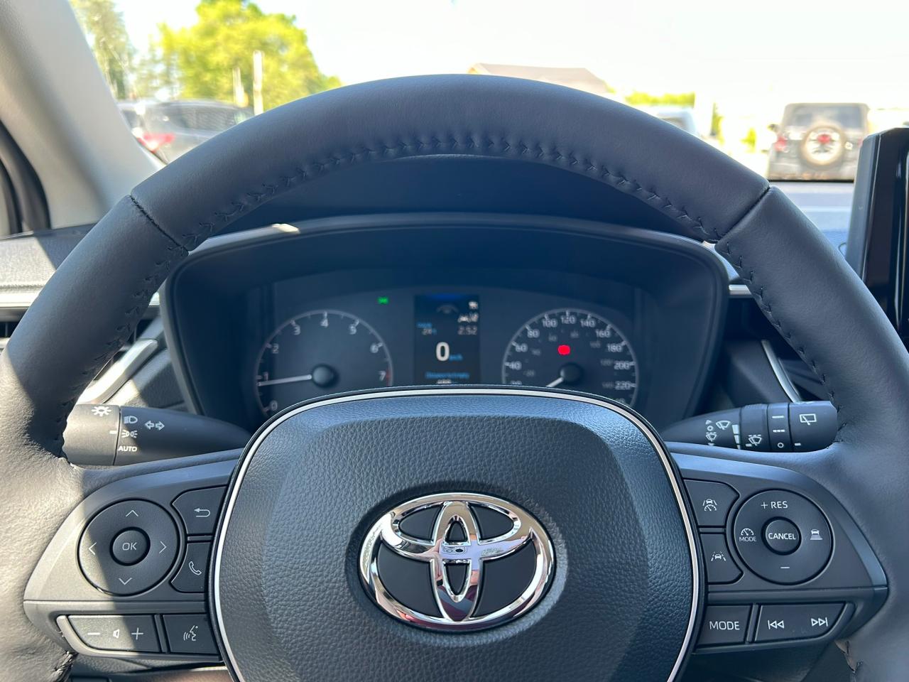 2024 Toyota Corolla Cross LE FWD - Photo #20