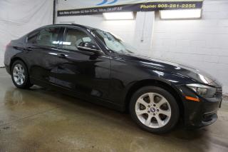 Used 2013 BMW 3 Series 320i AWD *ACCIDENT FREE* NAV BLUETOOTH LEATHER HEATED SEATS SUNROOF CRUISE ALLOYS for sale in Milton, ON
