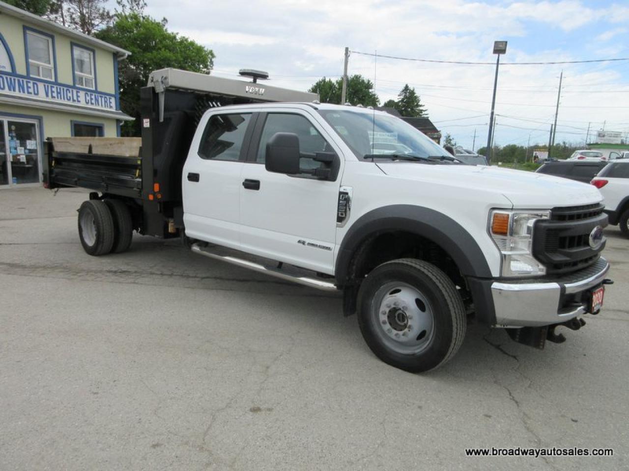 2020 Ford F-550 WORK READY XL-MODEL 6 PASSENGER 6.7L - POWER STROKE DIESEL.. 4X4.. CREW-CAB.. HYDRAULIC-DUMP-BOX.. TRAILER BRAKE.. KEYLESS ENTRY.. Photo4